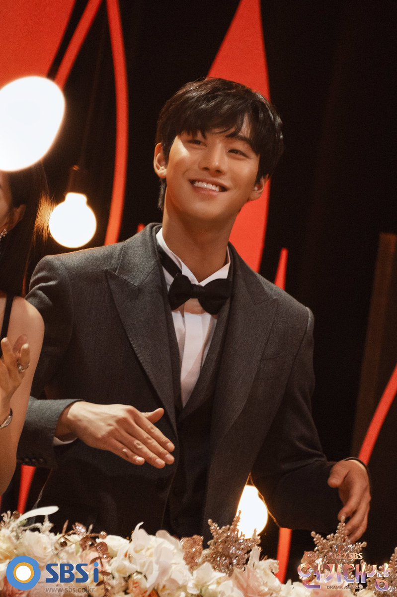 Joyful 
m.programs.sbs.co.kr/drama/2022dram…