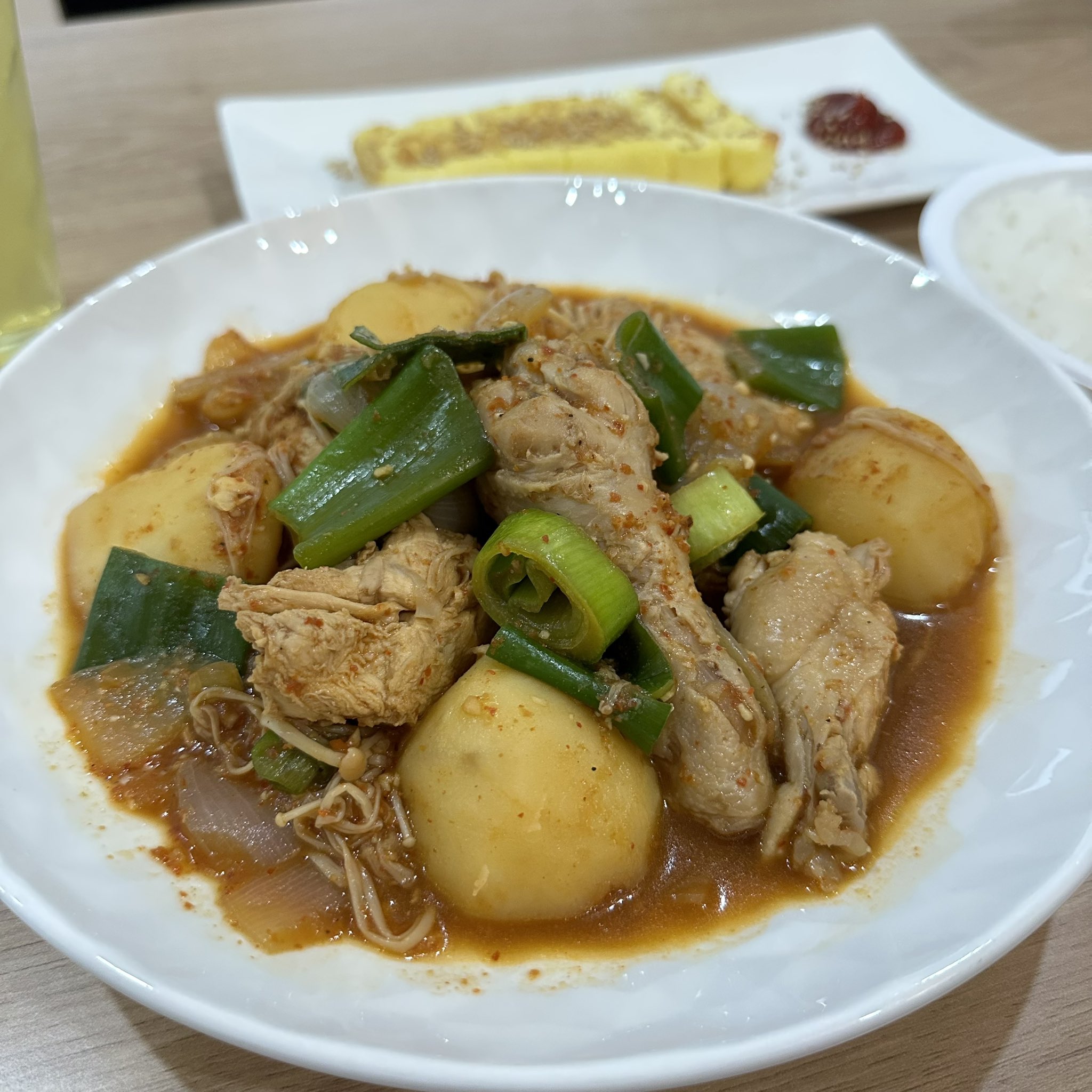 FldcXoWacAIdtEF?format=jpg&name=large