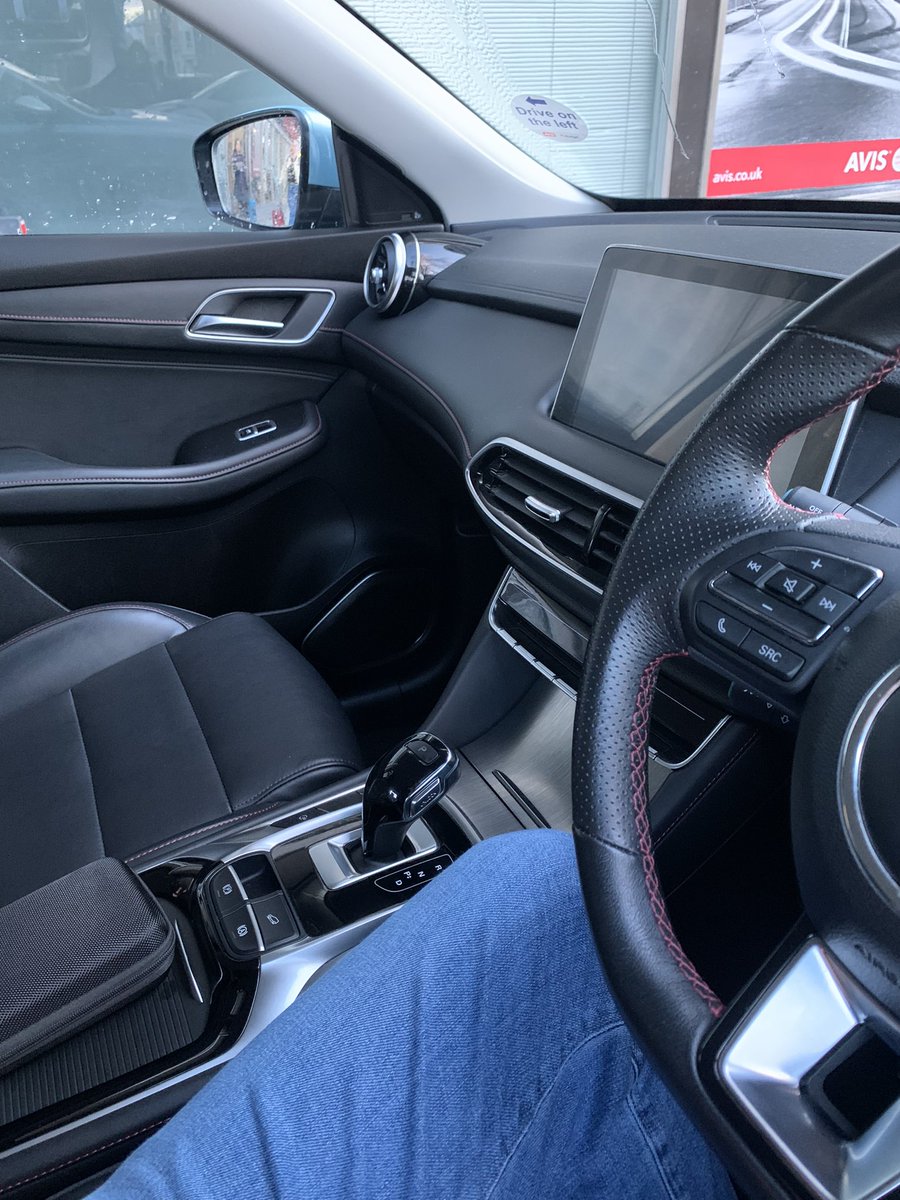 thefakemd81's tweet photo. This is beyond mind boggling #drivingbackwards https://t.co/FBEnmJUAka