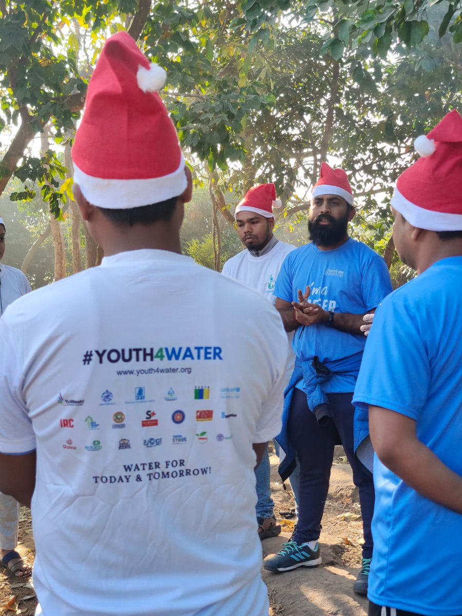 SATTVIC_SOUL's tweet photo. 2/2) Clean India's mission is something that we need.✌️ Our planet’s alarm is going off &amp; it is time to wake up &amp; take action!! 🌏

It was a great collaboration with @Youth4Water1 an initiative by @UNICEF. 

Place -  Sikharchandi Hill, Bhubaneswar

@ForestDeptt @susantananda3 https://t.co/p9GdtX0eTf