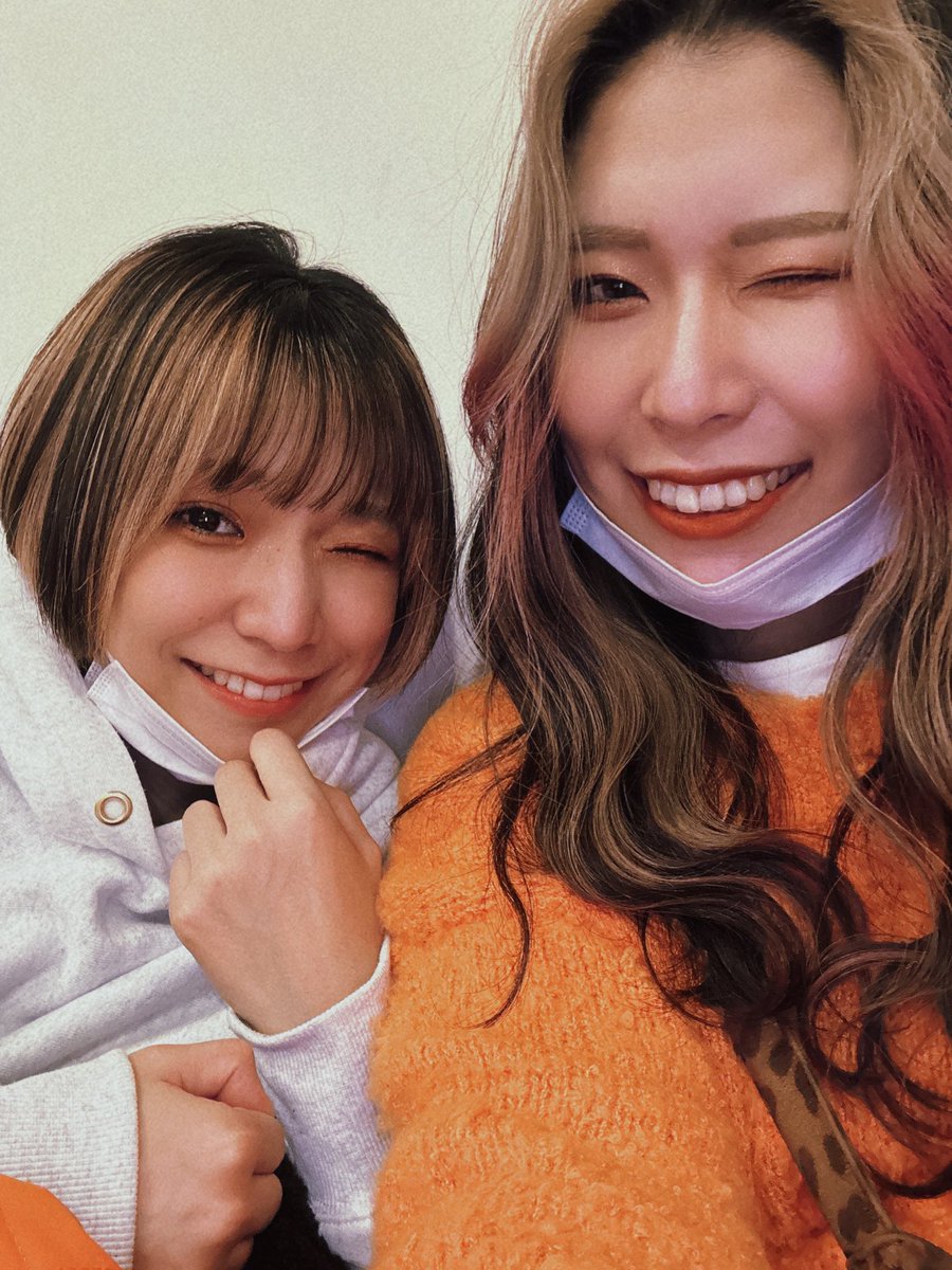 official_ridge's tweet photo. 【　A K E O M E    】
２０２３年ライブ初めはコチラ💁‍♀️💁‍♀️

2023.01.04@心斎橋新神楽
『死ぬ気でかかって来い‼︎』
NEW YEARS PARTYです❤️‍🔥
総勢10バンド！
踊るしかないねっ🕺💃🕺

予約受付中です🌞🌞 https://t.co/PD8ewdRzD9