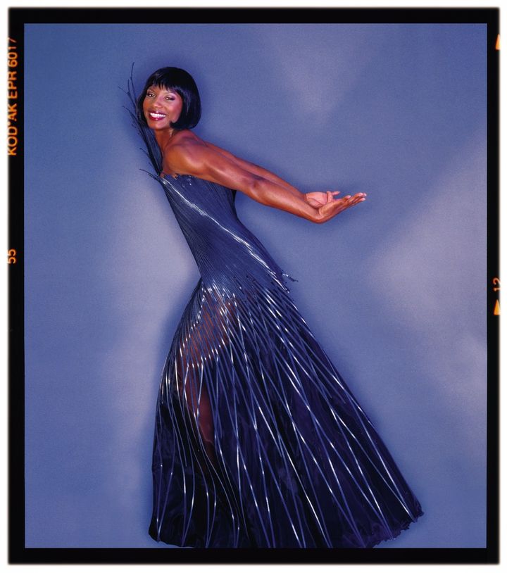 grigio_london's tweet photo. Congratulations Denise Lewis OBE, made a Dame in the New Year Honours List for services to sport 🇬🇧 Here she is in a shot by Bob Carlos Clarke that I created in 1999 - wearing a Deborah Milner dress #bobcarlosclarke #calendarshoot #deniselewis #deborahmilner #couture #fashion https://t.co/n3jiWQMvKe
