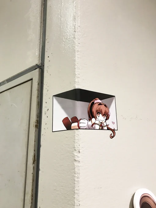 ✿美術部:C101展示レポート✿●千束サカダチ等身大POP●たきな後ろ姿等身大POP●お品書きなクルミ●大和さんがみてる●ビッグサイトに刺さる薄い本#美術部C101 #展示作戦 