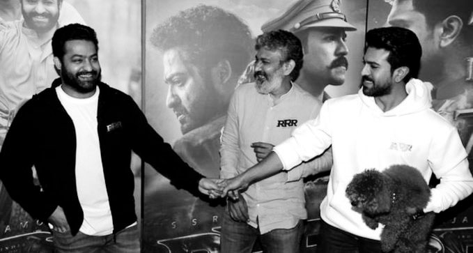 PrVpr's tweet photo. Ssr @tarak9999 Ram Charan &amp; Keeravaani to take the stage together in North America for the first time at the TCL Chinese Theatre in LA for a special IMAX screening event of Jan 9th

They will be in attendance at Golden Globes as well on 10th

#RRRForOscars #NTRGoesGlobal https://t.co/6CjyW9sumS