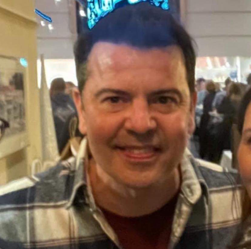 Aleks_Polswka's tweet photo. Happy 1st #MCM #MCE #JordanCrushForLife to my #BHFamily #BHSisters #Jordangirls #Jordanknight @DonnieWahlberg @JonathanRKnight @dannywood @joeymcintyre @NKOTB #preciousfriends. Have a great day full of love #BHLove #loveeternal #Days6 #January8th
❤️🤖🙏🏻🎶💖😘🌟💫♾️ https://t.co/MMt36oy6gW