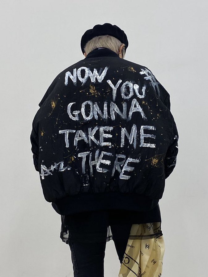 reumorse's tweet image. ㅤ
‼️ N O W  O P E N ‼️
• Lukis/upcycle/reform sepatu, baju, phone case, tas, dan sebagainya.
• Bebas request gambar dan warna.
• DP 50% sebelum diproses.
• Harga sesuai tingkat kerumitan.
• Tanya-tanya bisa hubungi via DM atau LINE: 𝗻𝗮𝗿𝗮𝗴𝗮𝗳𝗮𝗹𝗹𝘀. 
ㅤ