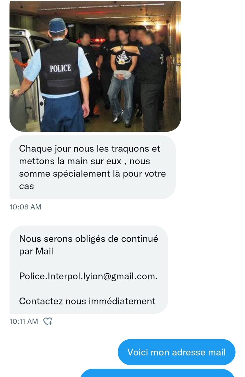Faire croire à un escric que je le confonds avec un maître chanteur Check ️ Je réponds cash à