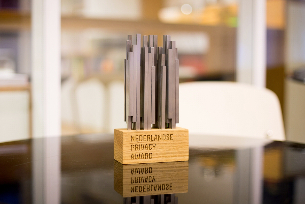 Twee projecten genomineerd voor de Nederlandse Privacy Awards 2023! Een mooi begin van het nieuwe jaar voor Mediajungle en de cyberkaart Datalekt. Op 25 januari maakt de jury bekend wie de winnaars zijn. <a href="/genova2/">maria genova</a>, @mite3cybersec, <a href="/Neilsb058/">Niels Bloembergen</a>
privacyawards.nl/genomineerden-…