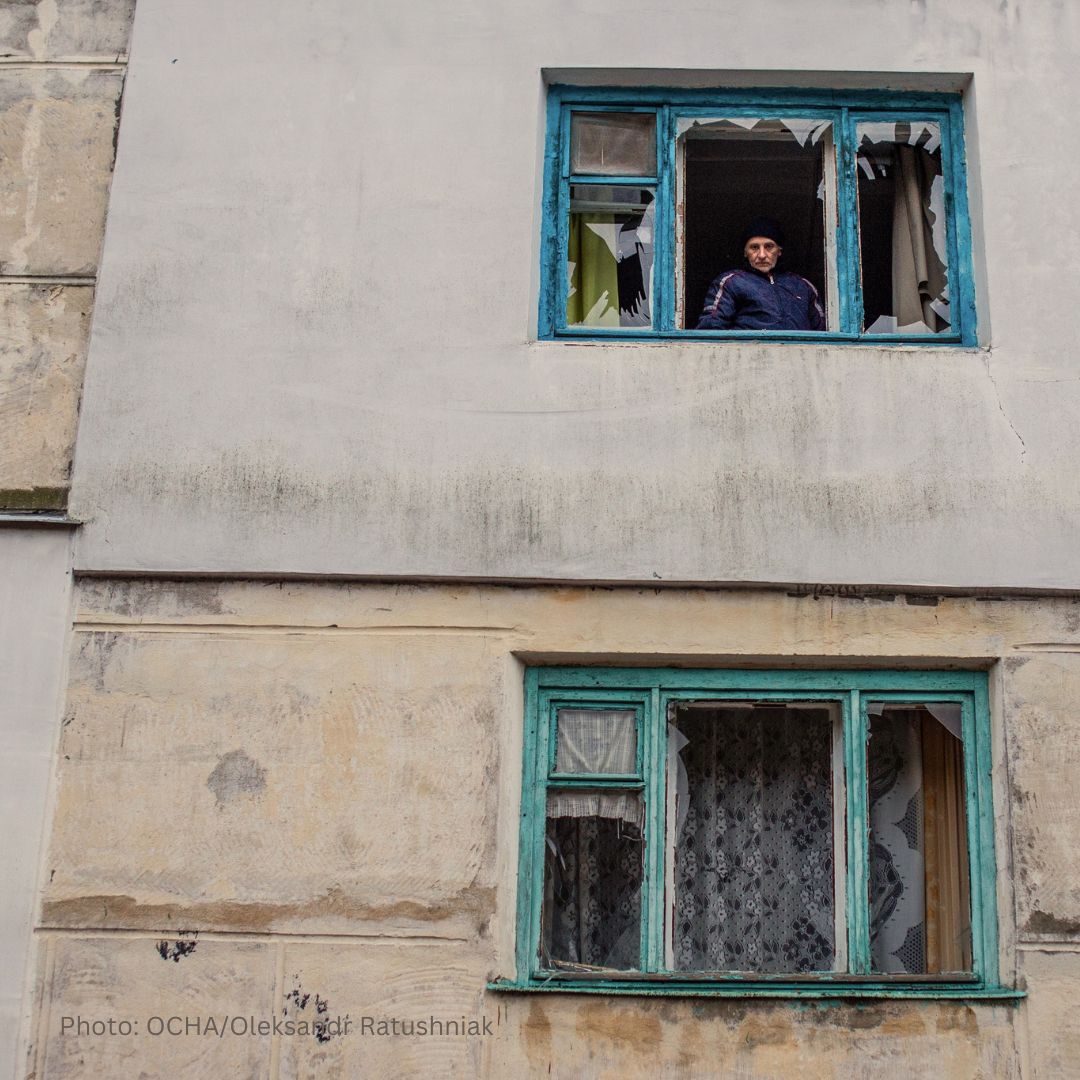 OCHA_Ukraine's tweet photo. Too often, people with disabilities in #Ukraine stay behind in their war-torn villages. For them to move, adapt to a new life or have the necessary support system can be challenging. Humanitarians strive to give them the help they need to cope and survive.
#EveryoneisIncluded https://t.co/eUfVtCTdp9