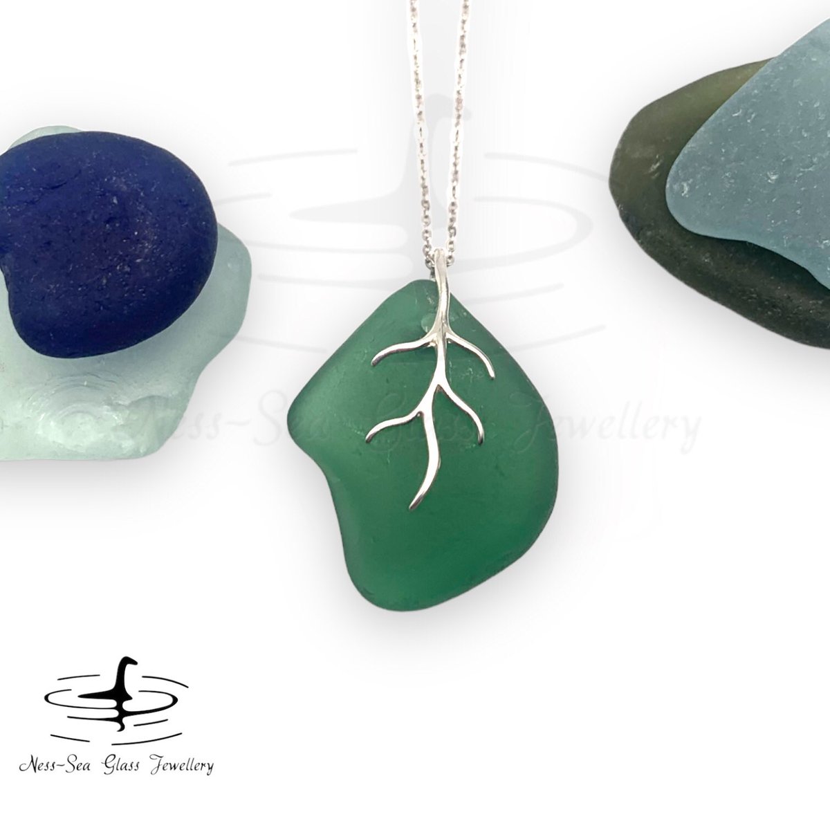 Ness_SeaGlass's tweet photo. Hi Twitter! I’ve loads of lovely new followers so thought it was time to dust off the trusty intro post &amp; say Hi 😂 
I’m Sarah (or Nessie/Ness as I’m known on here) &amp; I make Jewellery &amp; gifts with Sea Glass from Loch Ness 🦕
Thanks for following 🤗
https://t.co/yDI5BzoudH
#MHHSBD https://t.co/yL7tMHALkk