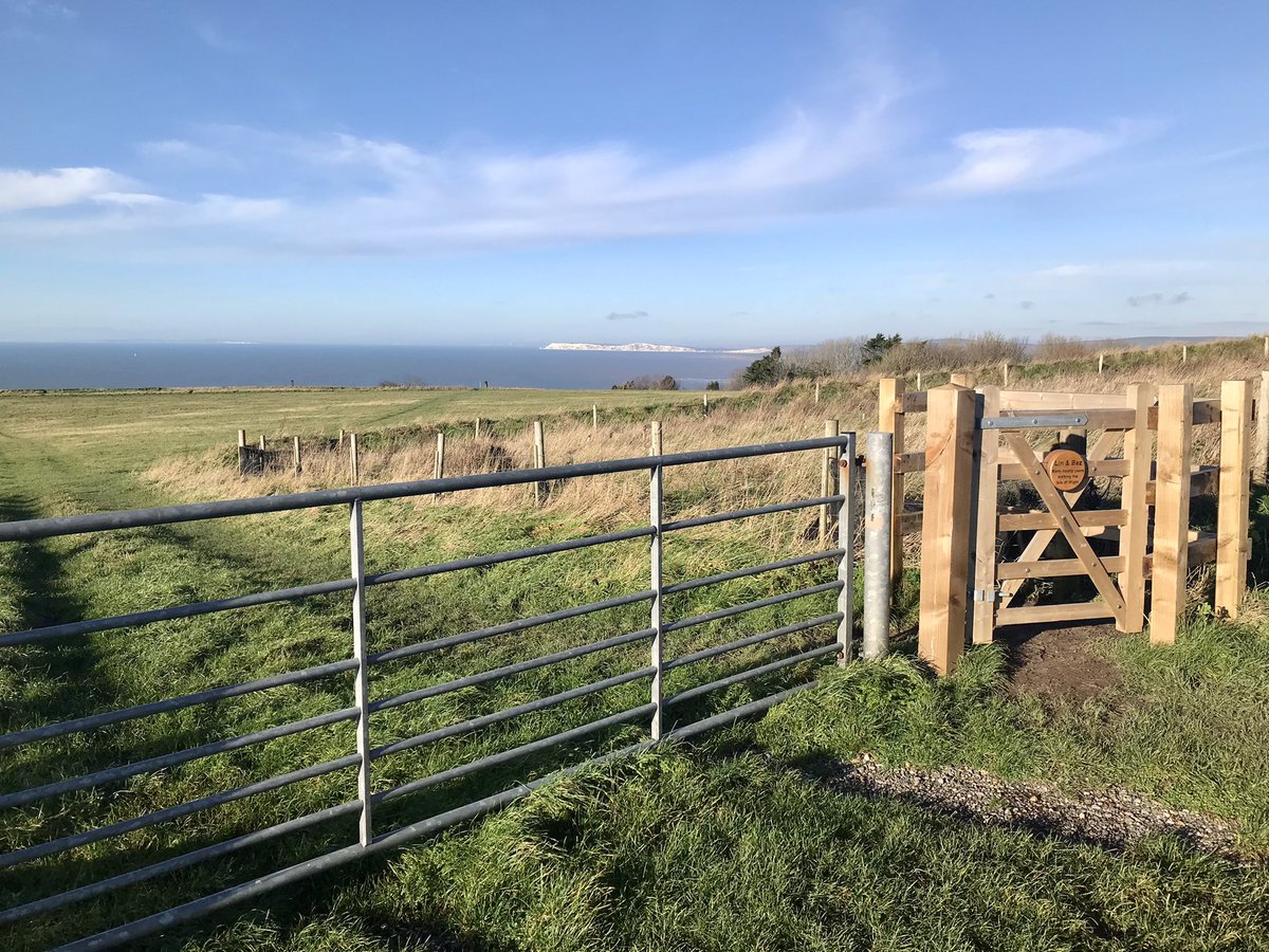 Made our way up to see the wonderful #StCatherinesOratory near #BlackgangChine the views are always impressive and the wind was sharp #stunning landscape always @jaymarno9 @VisitIOW @VisitSouthEast #IsleofWight