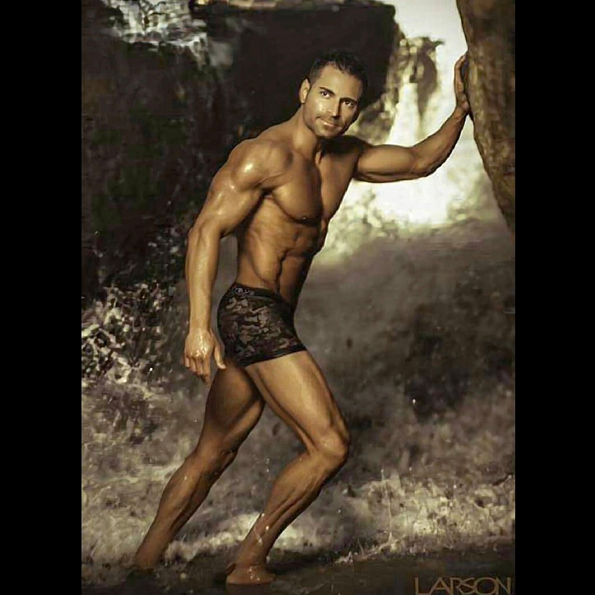 Charley_Boon's tweet photo. Same Resolute Mentality And Vigor Of The Younger Version + Wisdom Obtained Through Life Experience Of The Seasoned Version = One Potent 2023 💥.....Tenacious Work Ethic Sold Separately. Some Assembly Required. https://t.co/fdU5ngxepO