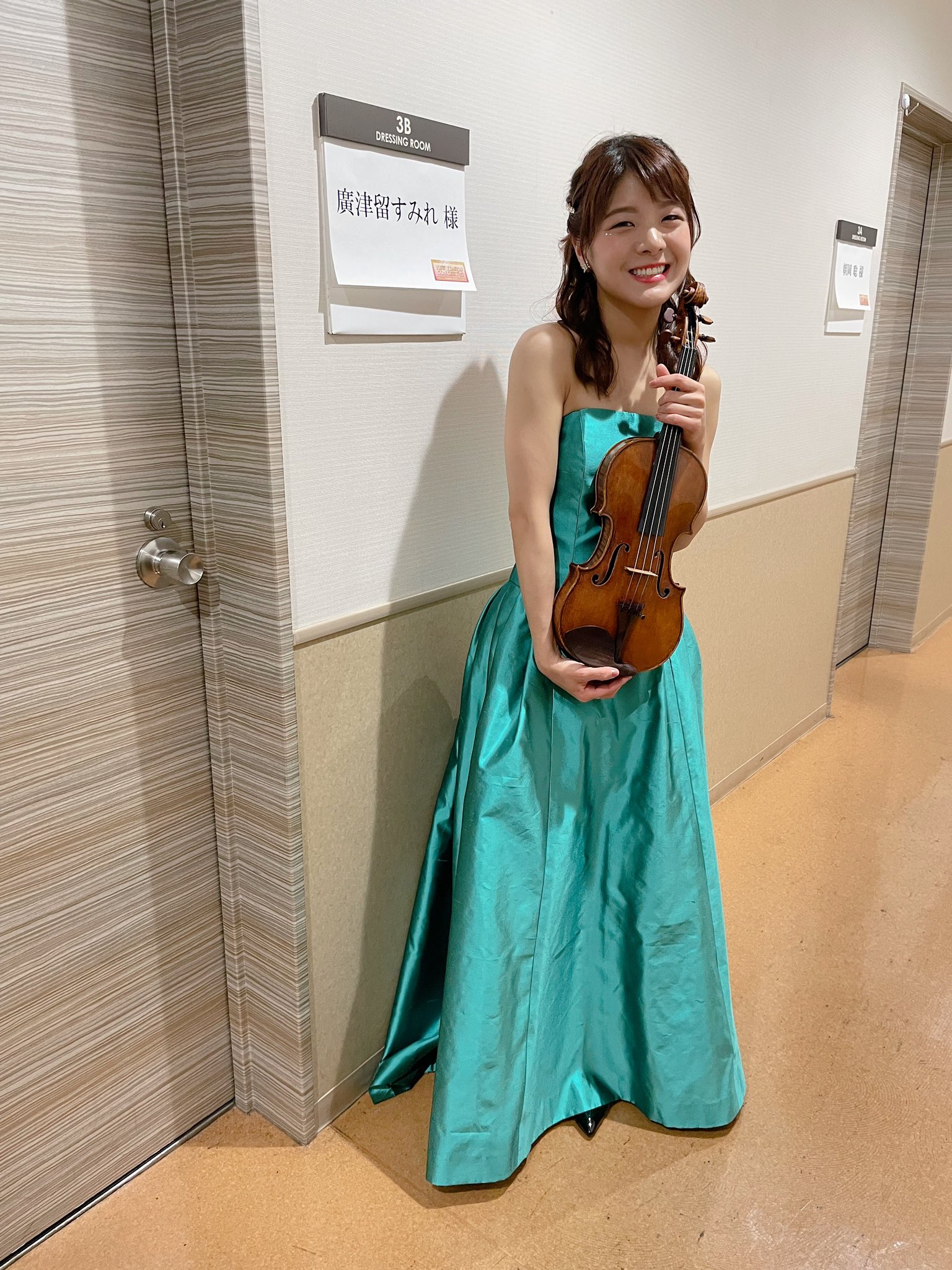 廣津留すみれ｜Sumire Hirotsuru on Twitter 