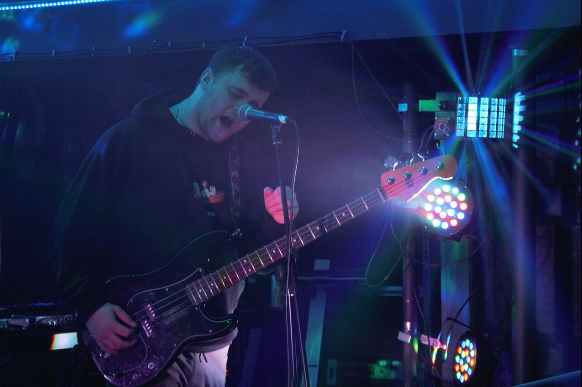 brumshots's tweet photo. Deffo Not Jacob were great at The Rainbow supporting 49th &amp; Main!

Another brilliant local artist - can't wait to hear more...

06.12.2022

@deffonotjacob

@therainbowpubdigbeth

#deffonotjacob #49thandmain #therainbow #digbeth #digbethmusic #birminghammusic #livemusic https://t.co/v16Y44LYUK