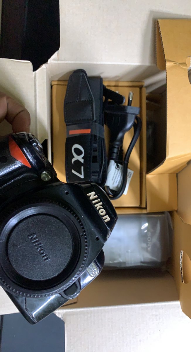 voxya_'s tweet photo. Consumer is saying, the wrong product was delivered by #Amazon India but no response was given by them, consumer complaint filed against @amazonIN
#AmazonIndia
#AmazonCustomerCare
https://t.co/m04L8Edfhg https://t.co/OnB4b8D2Qe