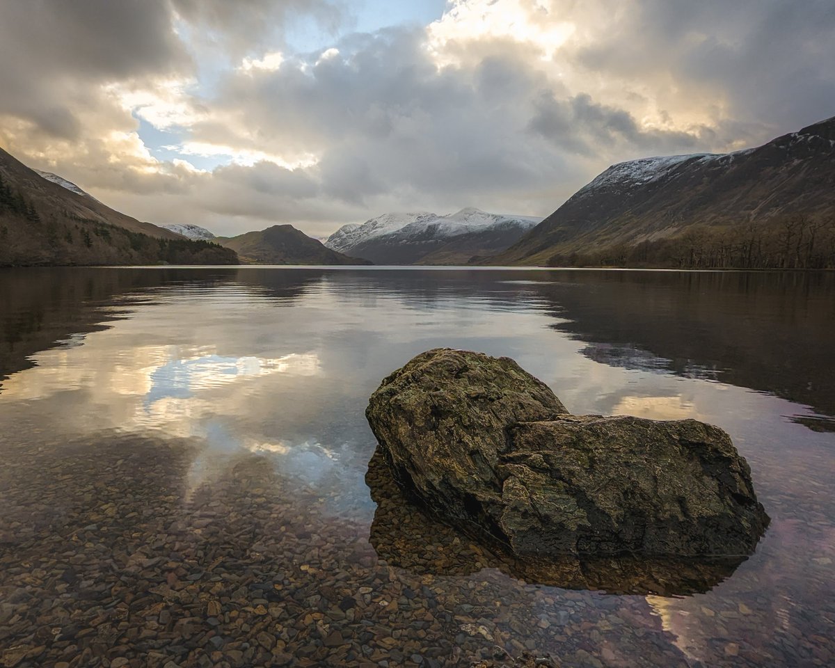 Crummock from Lanthwaite Woods during our usual Boxing Day walk. Quick photo to avoid ripples from the kids throwing stones in and the dogs chasing them! #FSPrintMonday #wexmonday