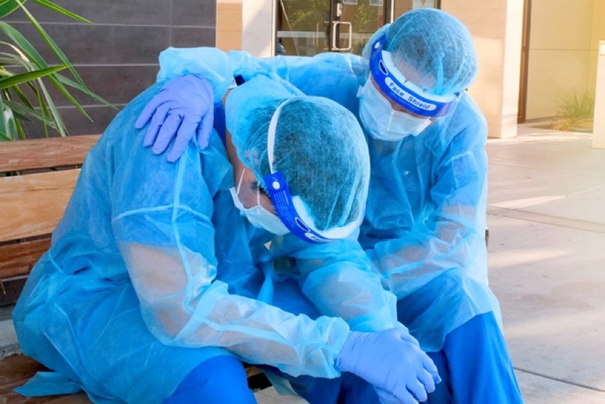 La ayuda emocional, la gestión del estrés y la conciliación: los tres grandes retos del 2️⃣0️⃣2️⃣3️⃣ para el personal sanitario.