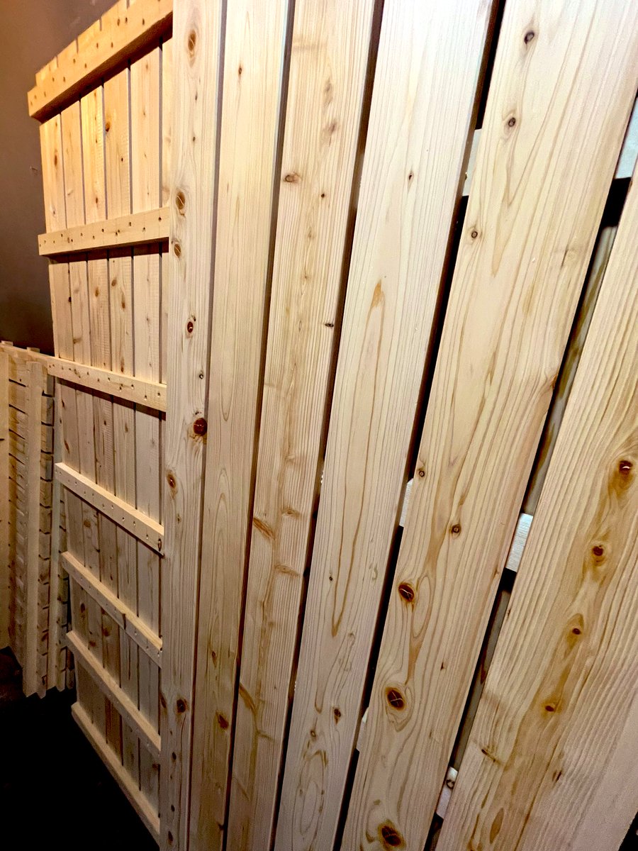 sauna_LOHAS's tweet photo. 【店舗工事状況】
遂にサウナ室が個室内に作られ始めていきます。 https://t.co/TMfpVHVyCL