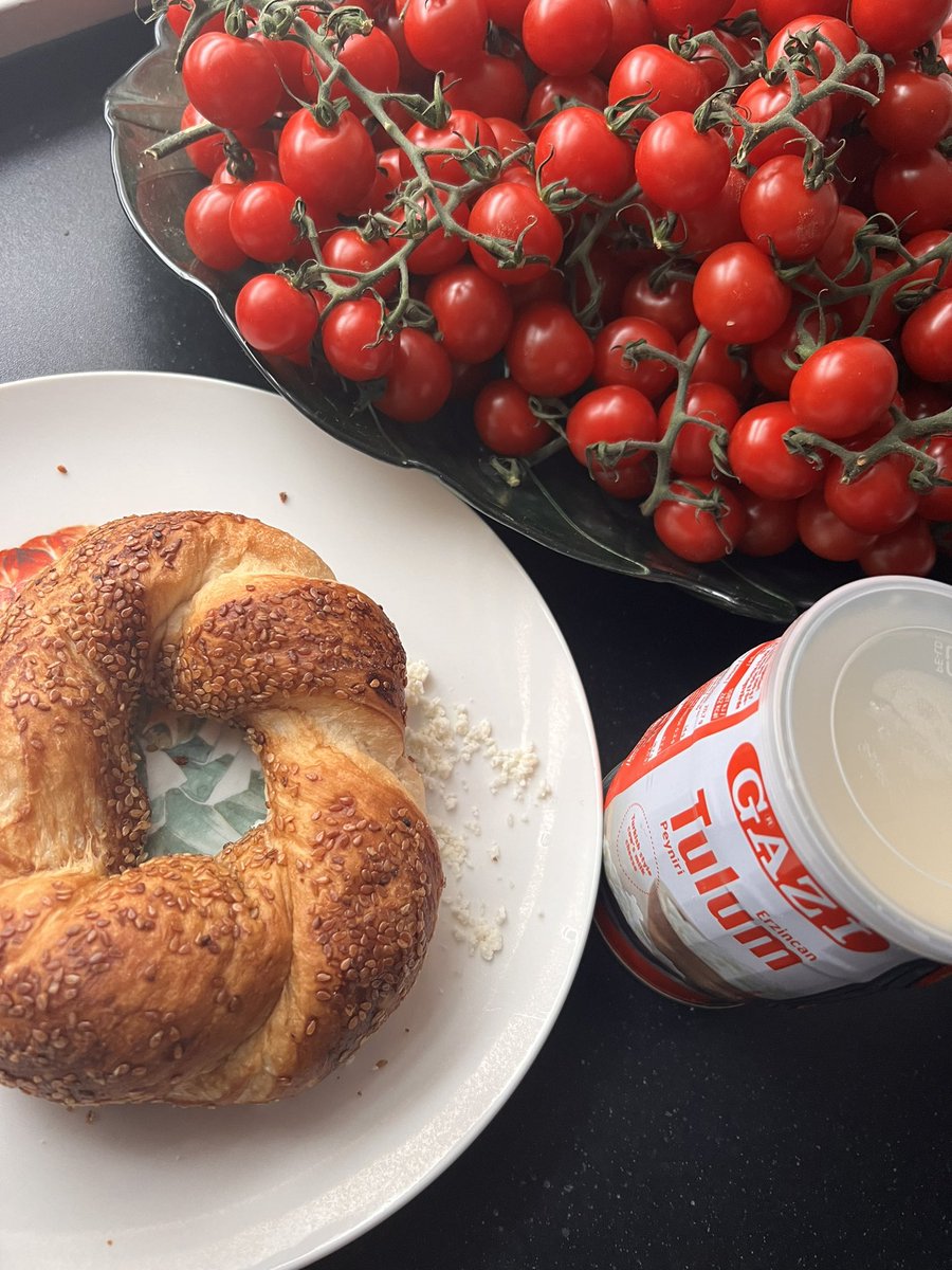 Gigi 𐰍𐰃𐰍𐰃 tweet media