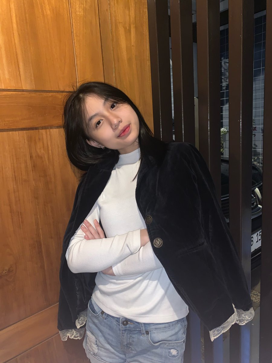 michelle alexandra tweet media