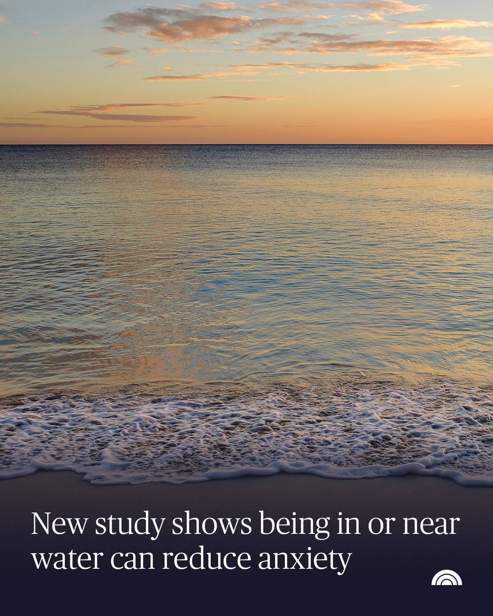 TODAYshow's tweet image. Being around water gives us a sense of "something greater than ourselves and it expands your mind a little," Dr. Natalie Azar shares. on.today.com/3VCrrzJ 

📸: Getty Images