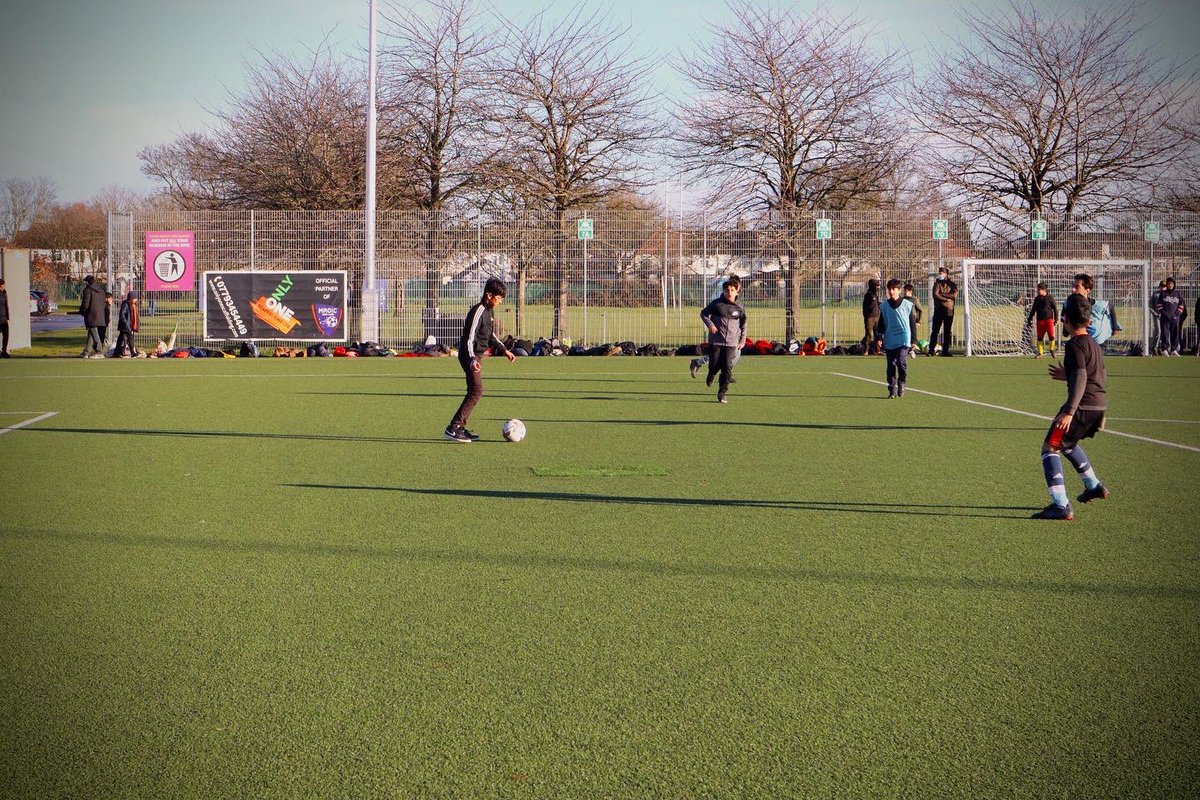 AtfalUK's tweet photo. Atfal show off their athletic skills at the Atfal Sports Day! From running races to playing football, these young athletes are having a blast and showing great sportsmanship! https://t.co/PpkzoXE60O