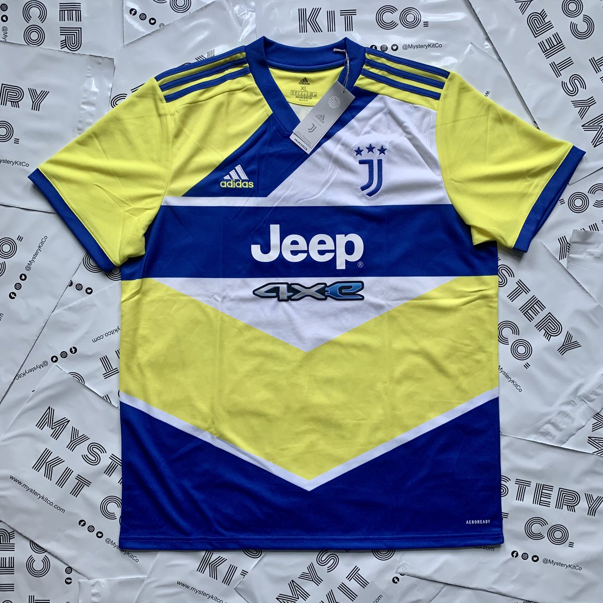 MYSTERY KIT CO. (@mysterykitco) on Twitter photo 🚨 mysterykitco.com GIVEAWAY 🚨
Win a FREE mystery kit if <a href="/Darwinn99/">Darwin Núñez</a> breaks his scoring duck anytime tonight vs. Brentford.
To enter:
🔄 Retweet this tweet & 🤝 Follow <a href="/MysteryKitCo/">MYSTERY KIT CO.</a>
Good luck 🤞! 🚨 mysterykitco.com GIVEAWAY 🚨
Win a FREE mystery kit if <a href="/Darwinn99/">Darwin Núñez</a> breaks his scoring duck anytime tonight vs. Brentford.
To enter:
🔄 Retweet this tweet & 🤝 Follow <a href="/MysteryKitCo/">MYSTERY KIT CO.</a>
Good luck 🤞!