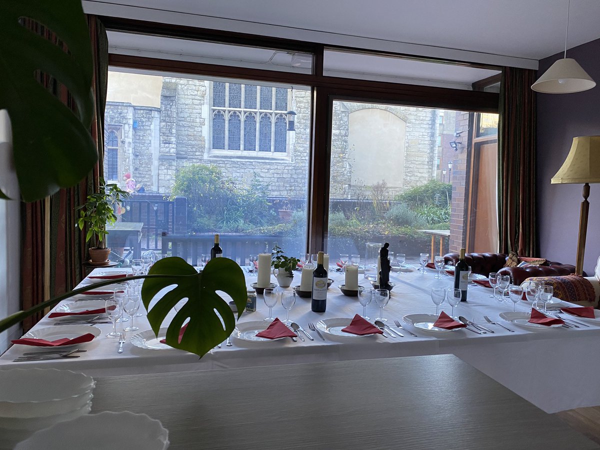frjacknoble's tweet photo. Preparations for @stgilescg Parochial Church Council meal are progressing nicely in the Rectory. #PCC #TheBestMeetingsComeWithWine #DryWhat? #Church #Jesus @churchofengland @dioceseoflondon https://t.co/NsEzUCiVPk