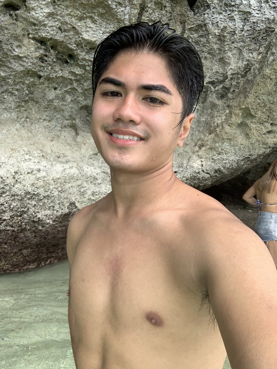 kylemssge's tweet photo. Happy new year🥳 #alterbagetss #davaoalter #alterdavaocity #alterphillippines #alter https://t.co/jUmF86mliF