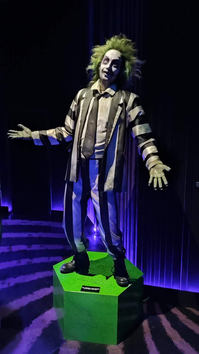 Xonhel's tweet photo. #TimBurtonellaberinto @timburton https://t.co/87h812fUzu
