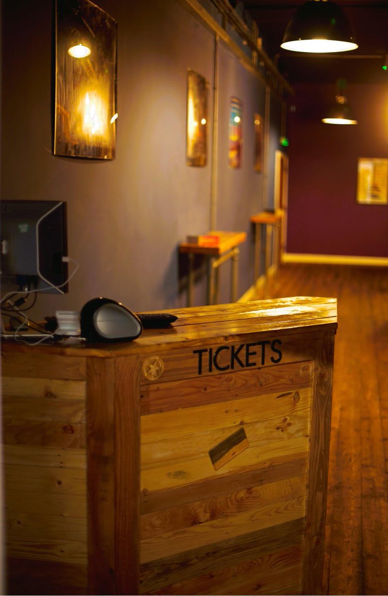 LeighFilm's tweet photo. Tuesday 4pm - 6pm the @FilmLeigh Box Office is open. Come along and book your tickets in person, chat with one of the team and find out more about What’s On and the upcoming programme for @NTLive in Leigh ! 

https://t.co/e9W7yhmxLW https://t.co/p11JdOa6aY
