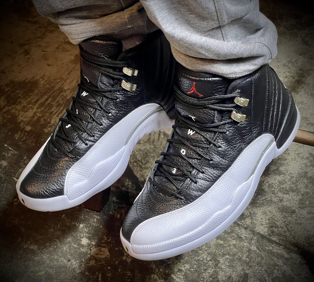 DJKingJam's tweet photo. #kotd π€π€π
In my #Top5 of all time π―
@Jumpman23 @nikestore #snkrsliveheatingup #snkrskickcheck #YourSneakersAreDope #wdywt #Playoffs #Jordans #jordan12 #AirJordan #12s #AJ12 #OG #WhatHeWore #SNKRS #sneakerhead #barstoolpic #Two3 https://t.co/DJFKzcSaXF
