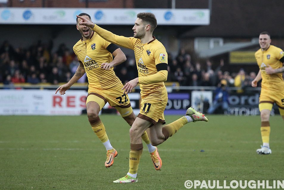 Will_Randall7's tweet photo. Great start to the new year✨ 3 points and goal🤝🥳 https://t.co/J9dxSgy9cv