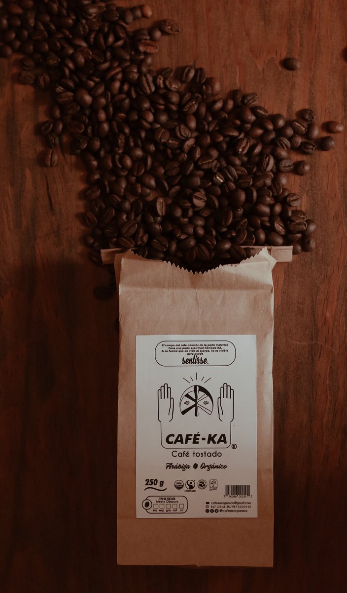 CafeKaOrganico's tweet photo. Café Ka Tradicional, medios obscuros , una delicia a cacao, frutos secos, acidez suave, cuerpo medio ☕️☕️☕️.
📸 @es.te.fani #coffeetime #coffee #coffeeshop #travel #chiapas #coffeetime #mexico #cdmx #taste #cofferedceiling #roastcoffee #coffeeaddict #madrid #berlin https://t.co/RZE7UpqpPe