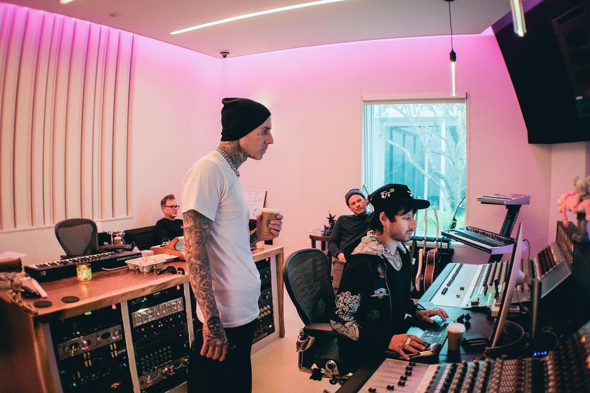 blink-182 Italia tweet media