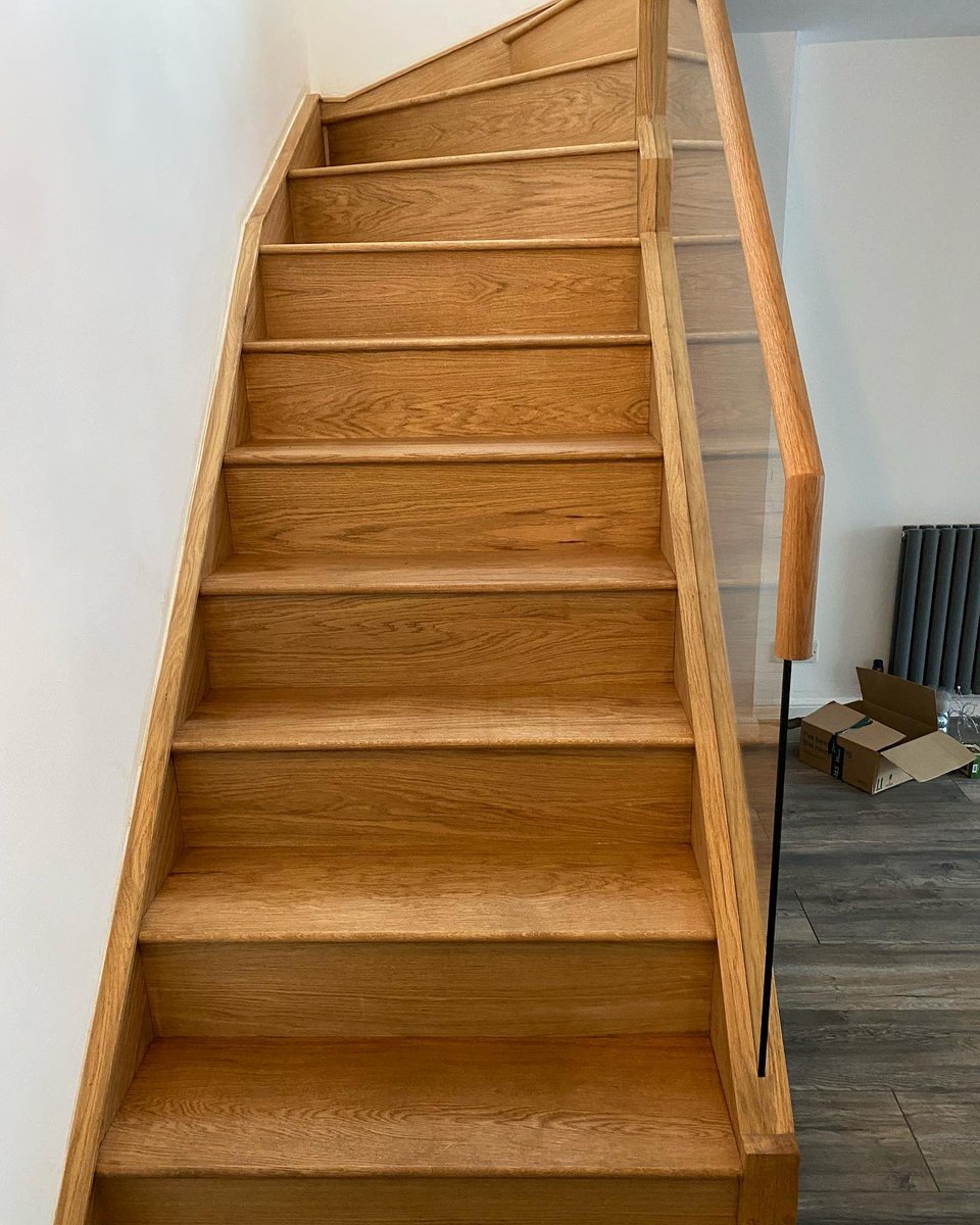 build_transform's tweet image. #Framelessglass #staircase #Carpentry #NewJeans_OMG #HrithikRoshan 
Website - BuildToTransform.com Instagram - @BuildToTransform