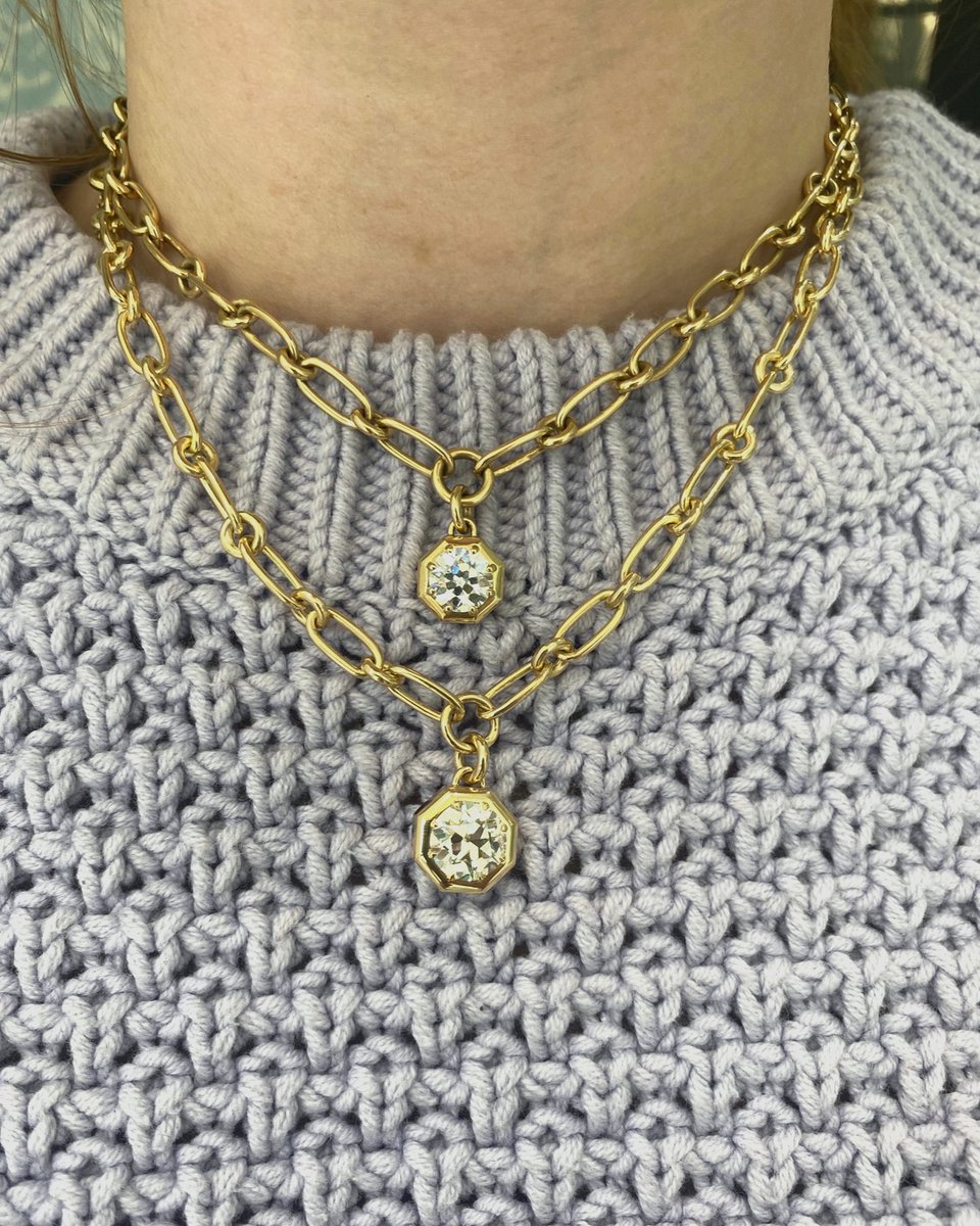 Take in the beauty of @singlestonela's Lola necklaces. No matter the size of the stone, these necklaces are show stoppers. 
.
.
.
.
. #shopsinglestone #thecaratclub #antique #oneofakindjewellery #vintagediamonds #diamondsparkle #instabling #vintagestylejewelry #jewelstagram
