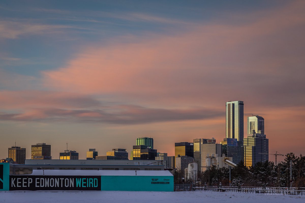 kmoorephotos's tweet photo. Sunrise this morning from a different view. I do like the sign on the wall! Lol #yeg #exploreedmonton #keepedmontonweird #whybenormal #photography #sunrise #shareyourweather https://t.co/Zsu5O0qvNw