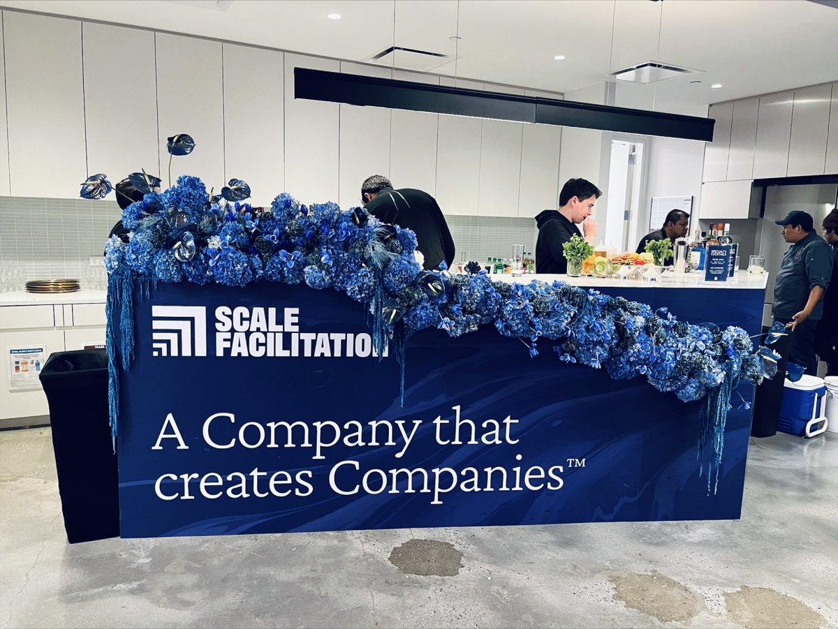 BFloralnyc's tweet image. We created these lush floral moments for a branded event we worked with Eventique on ✨ #bfloralnyc #eventiqueevents #brandedevents #floralmoment