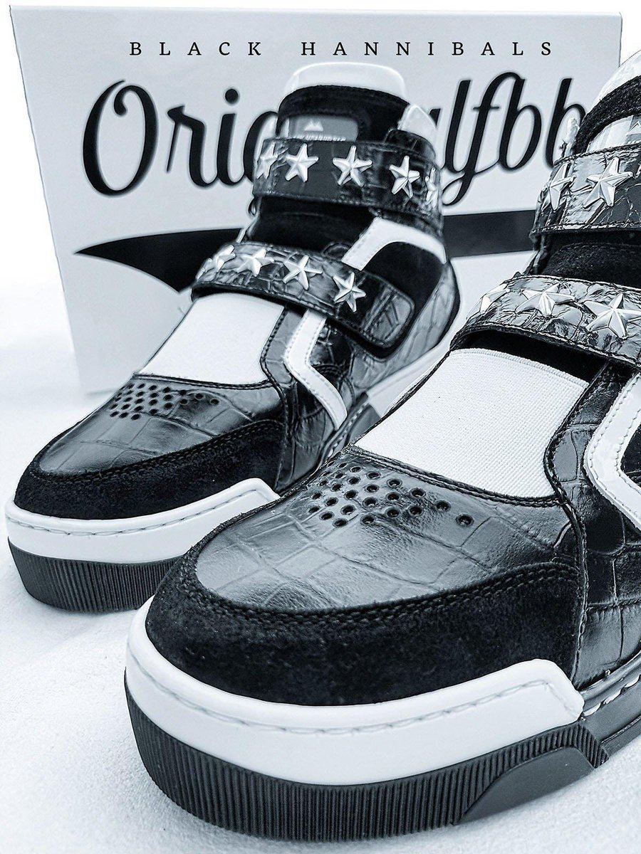 Wanna make a statement very few can make?
Then BLACK HANNIBALS is the right fit for you.

👉 Shop now at: originalfbb.com/products/black…