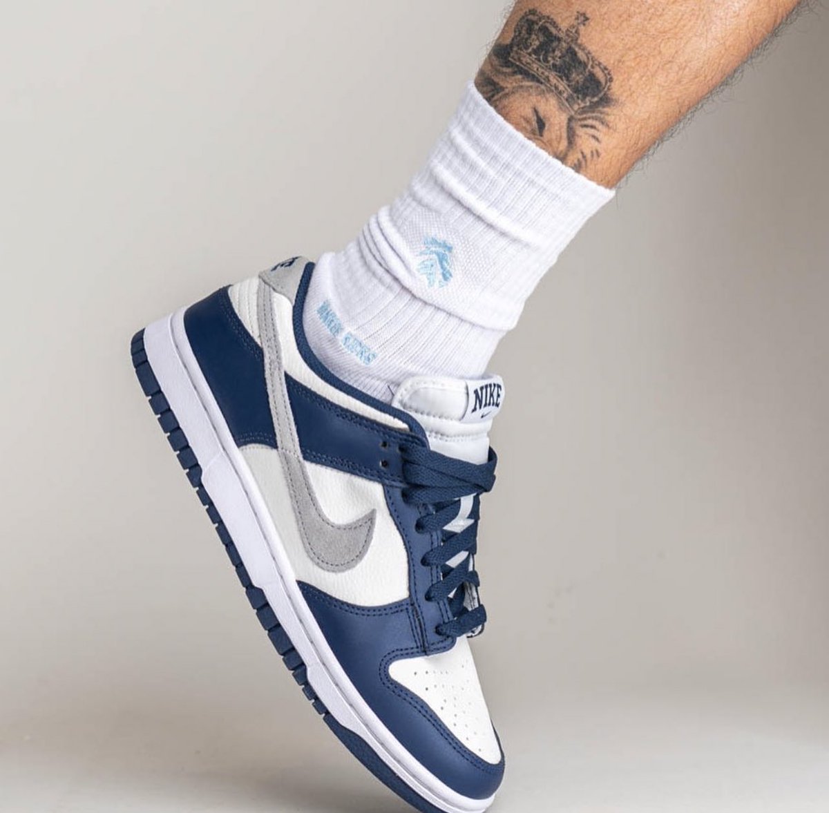 nicekicks's tweet photo. Upcoming “Midnight Navy” Dunk Lows 💫 https://t.co/SYap1XhRh6
