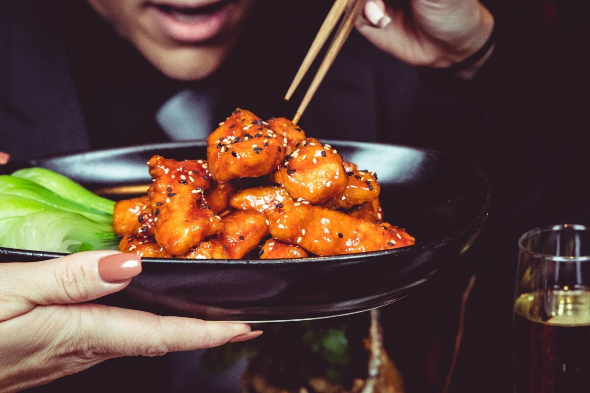 40 #ThingsToDo While at #SASInnovate in Las Vegas. Number 7. Hankering for some Pan Asian food or perhaps a celebrity sighting? Check out the TAO Asian Bistro at The Venetian Resort. buff.ly/3YJeebd