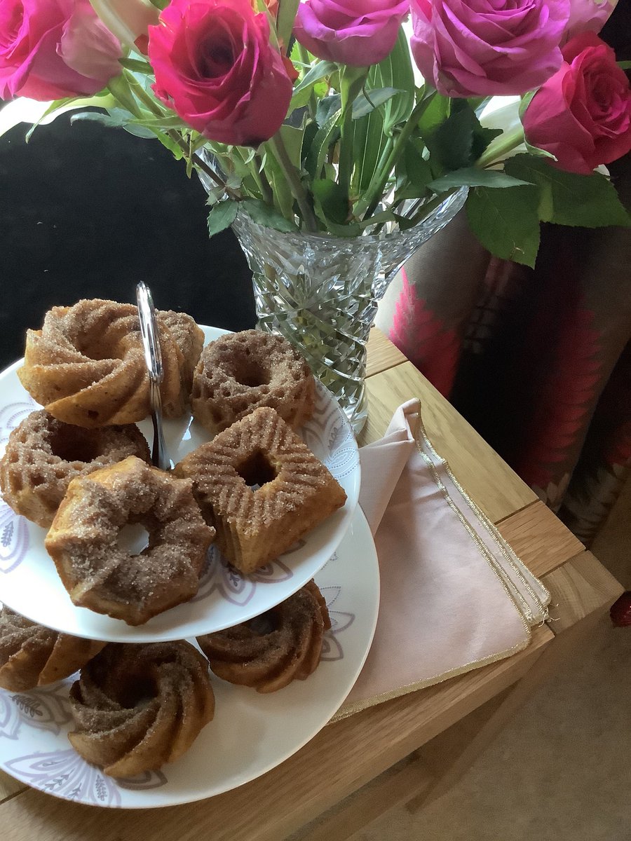 SarahKe16685953's tweet photo. First of today’s bakes-#simnel spiced mini #Bundt #cakes. #Nordicwareuk pans😊 https://t.co/TZWgUf3Jwp