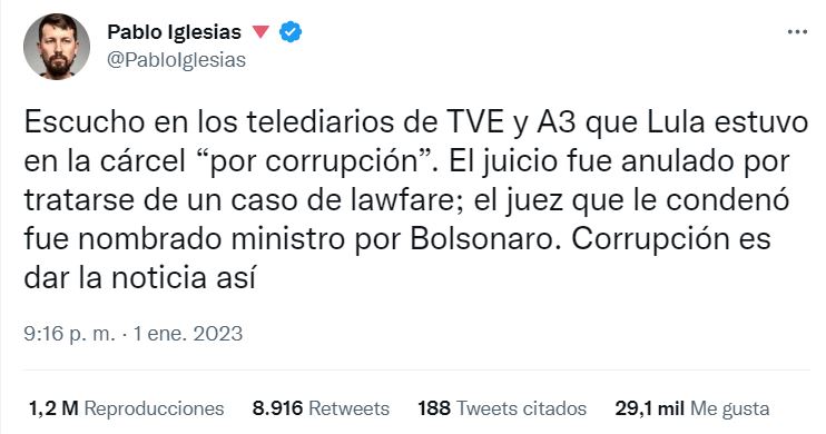 Roberto_Lak's tweet image. Debería ser motivo de reflexión que este tweet de @PabloIglesias, escrito hace 16 horas, supere de largo y en este momento el millón de reproducciones!