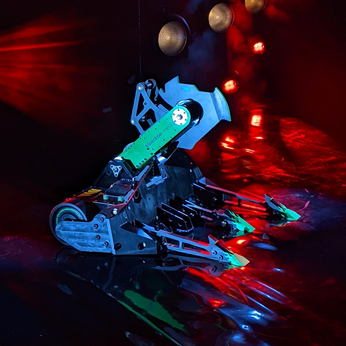 Better. Faster. Stronger. Here's your first look at @SawBlaze_robot for Discovery's #BattleBots S7, premiering on January 5th, 8 pm EST. We're proud to sponsor this winning team and excited to see the new fabrications and calibrations this season!