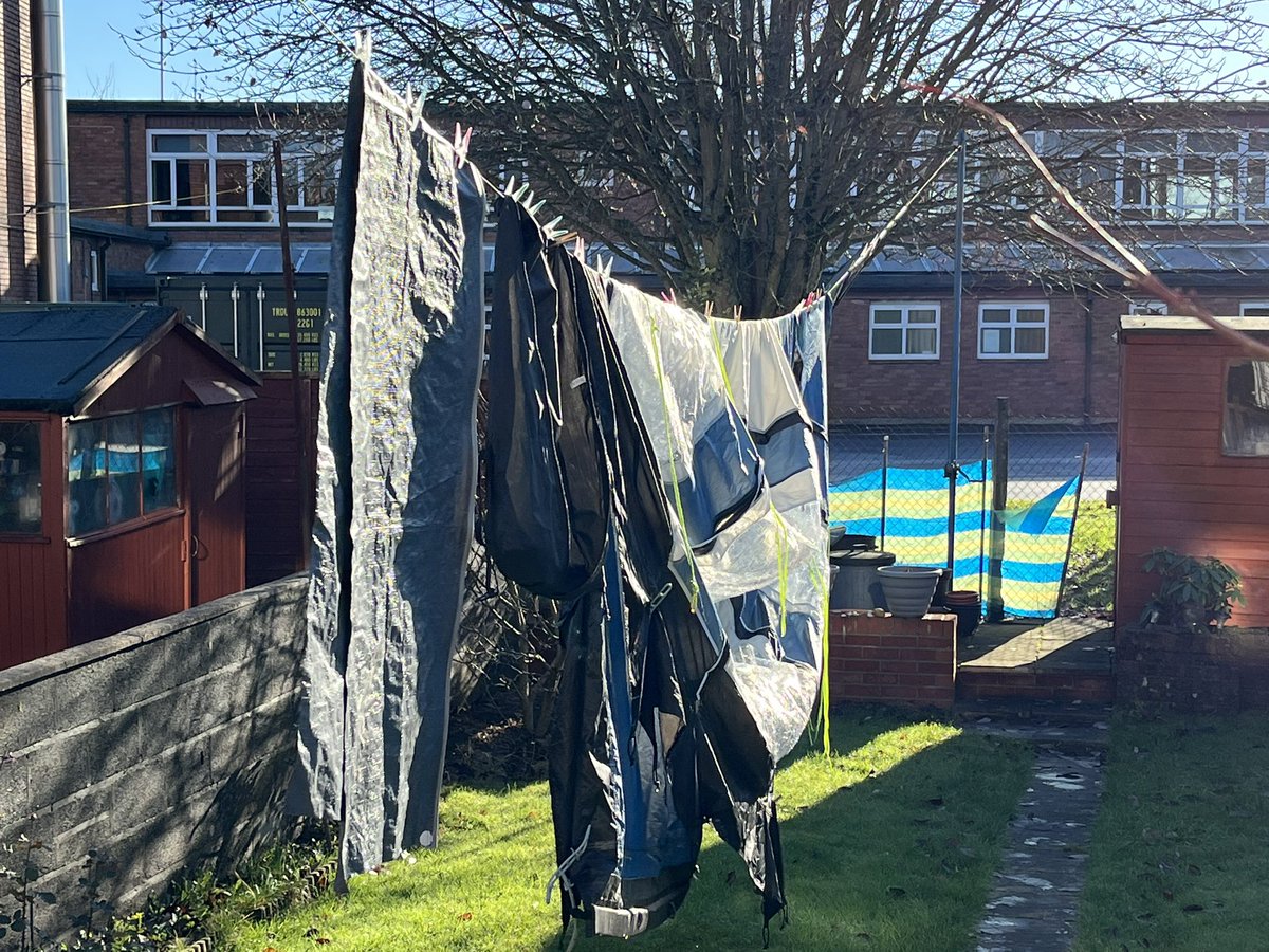 Home after fab time away <a href="/candmclub/">Caravan and Motorhome Club</a>  Longleat albeit very wet we still had a great time away in the <a href="/swiftgroup/">Swift Group</a> #caravan. Now time to dry the <a href="/SunnCamping/">SunnCamp</a> awning. #caravanning #touring