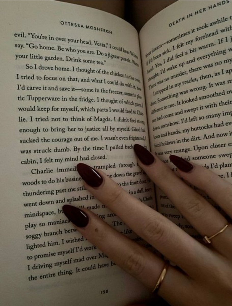 folkstefan's tweet photo. lidos em 2023 ˎˊ˗
         — a thread

“eu vivo em dois mundos, um deles é o mundo dos livros” https://t.co/GCM6QGN5Rw