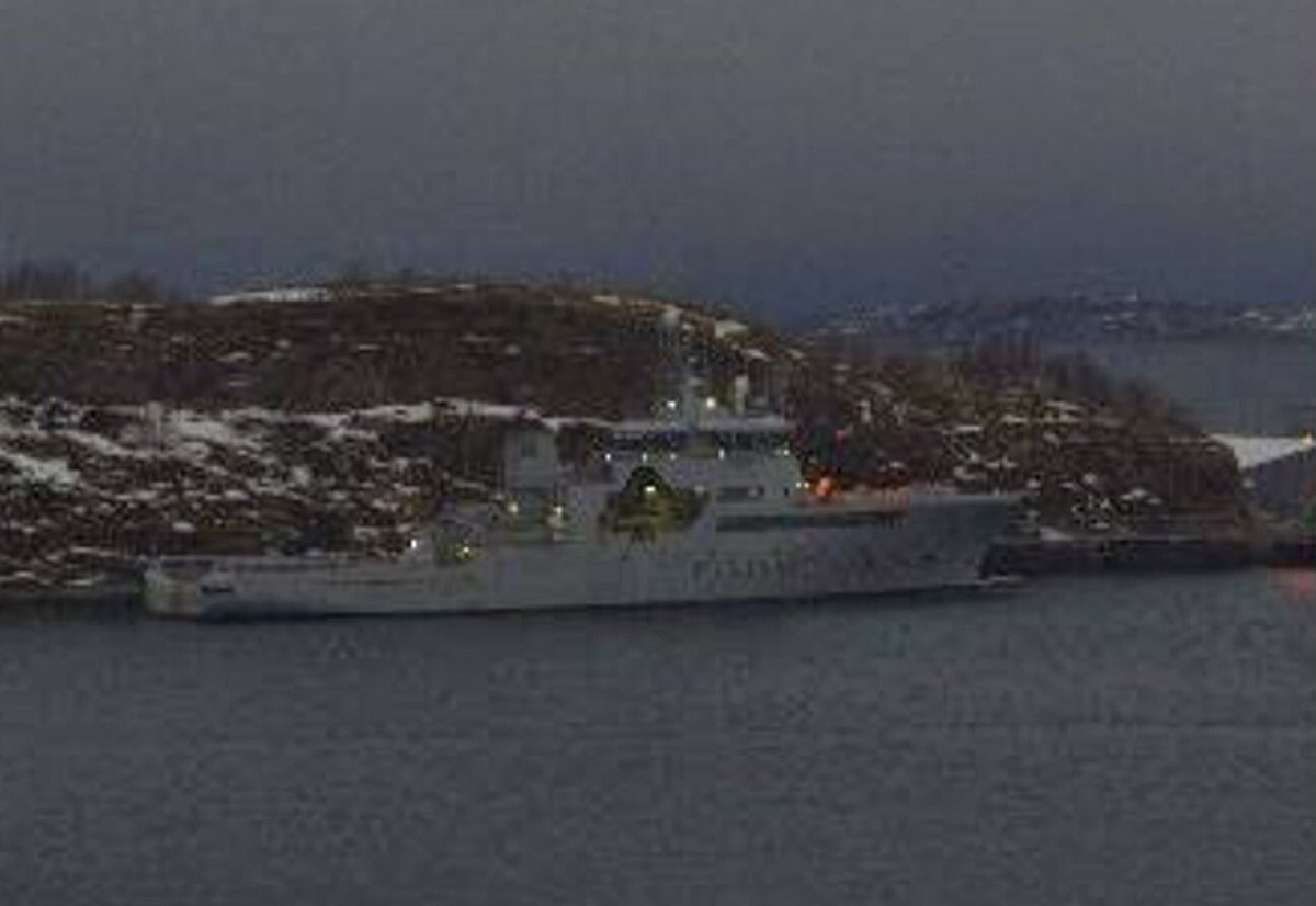 WarshipCam on Twitter: "Norwegian Coast Guard Barentshav-class offs…