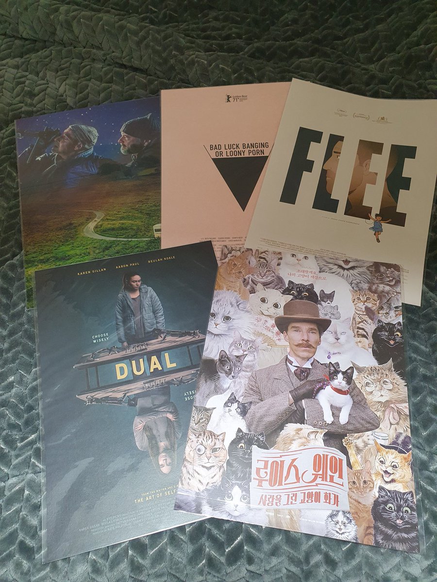 포스터 양도 《A3》 - 슈퍼노바 렌티큘러홀로그램 1.2 - 배드럭뱅잉 아트하우스 0.9 - 나의집은어디인가 flee 0.6 - 듀얼: 나를 죽여라 아트하우스 0.8...