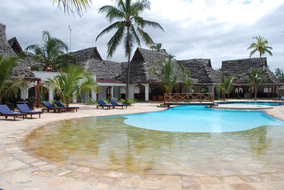 Jambo_Kenya_'s tweet photo. #Tansania-Reisende aufgepaast!
Wir haben ein superschönes #Hotel auf #Sansibar neu unter Vertag nehmen können, für das wir Ihnen Top-Konditionen anbieten können: Das SULTAN SANDS ISLAND BEACH RESORT & SPA (FotoS) liegt direkt am Strand mit Blick auf den Indischen Ozean. https://t.co/wGGnVRbzXe